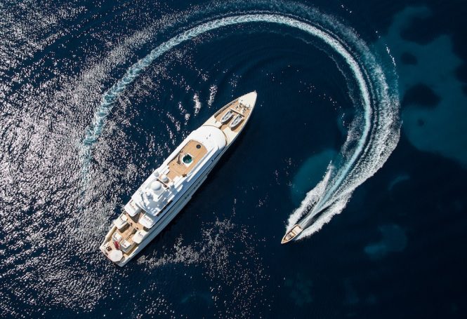 Luxury yacht Coral Ocean- Photo Jeff Brown