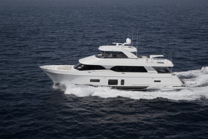 Motor Yacht Ocean Alexander 85