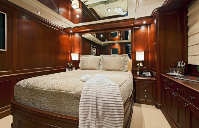 Double guest accommodation with deluxe design and classical decor