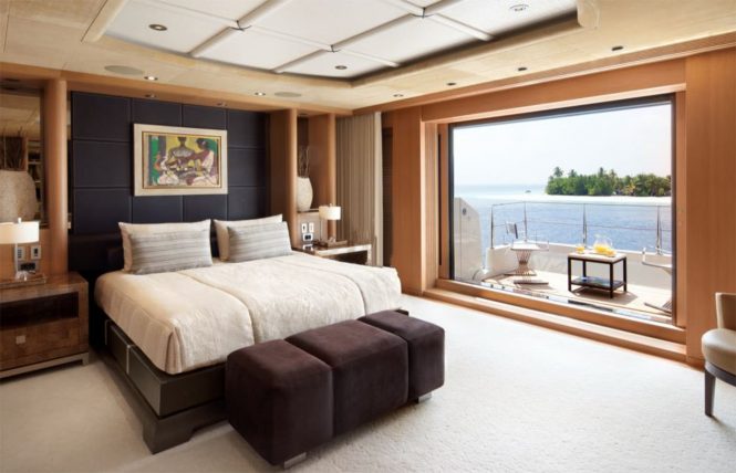 SUNRAYS - VIP on owner's deck with balcony