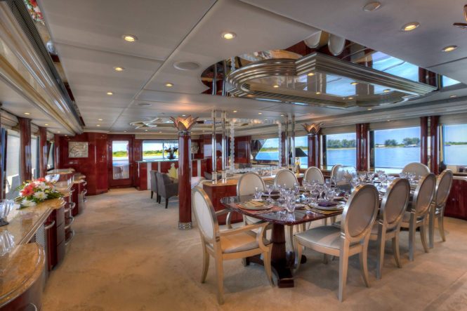 Elegant saloon with dining area