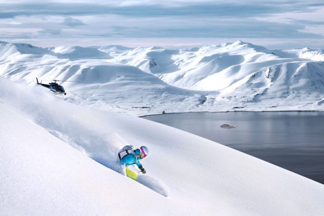 Heli skiing Greenland