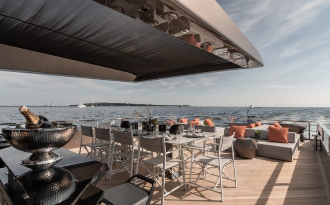 Spacious aft deck with alfresco dining area