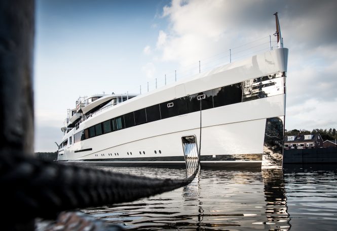 Strikingly beautiful Feadship mega yacht Project 814