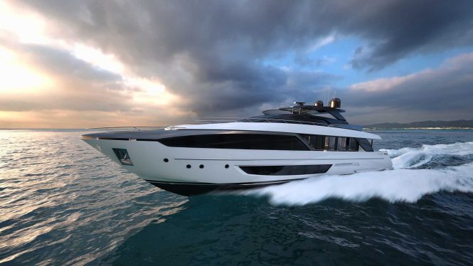 RIVA motor yacht DOLCE VITA