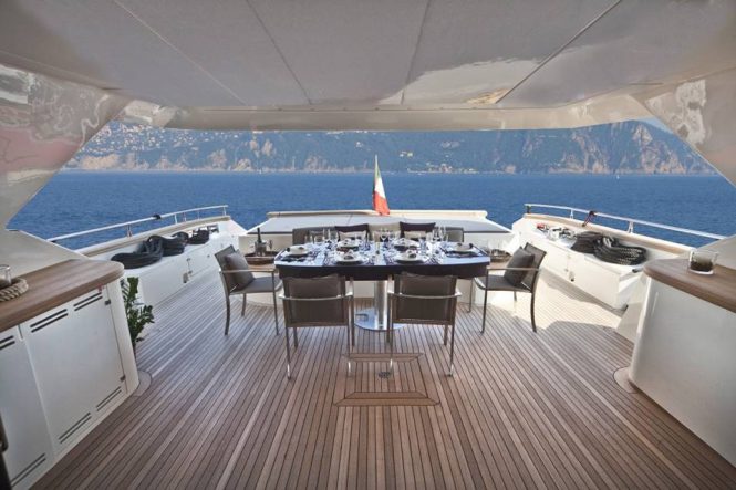 Alfresco dining area for the complete Mediterranean experience aboard the yacht