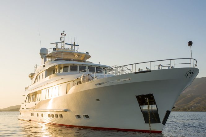 Classic luxury motor yacht METSUYAN IV