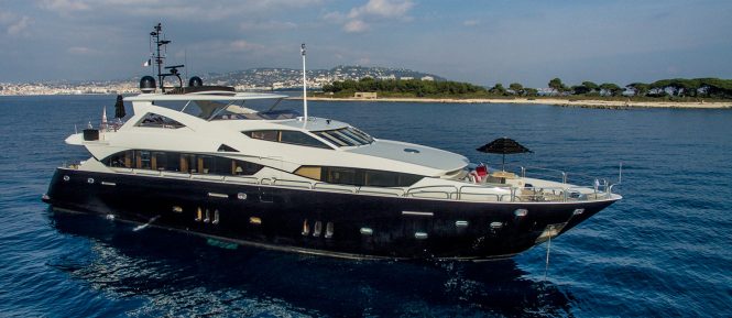 Luxury motor yacht EMOJI