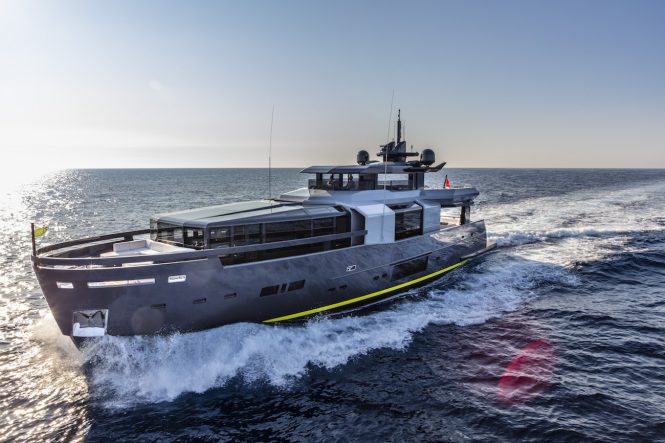 ARCADIA 105 yacht RJ