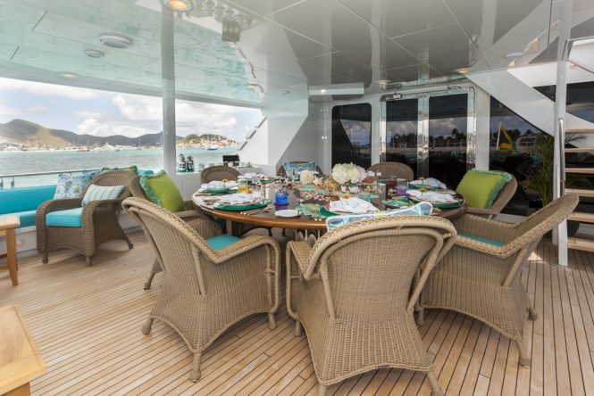 Aft deck dining