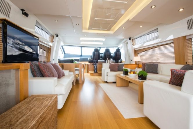 Saloon with seating area