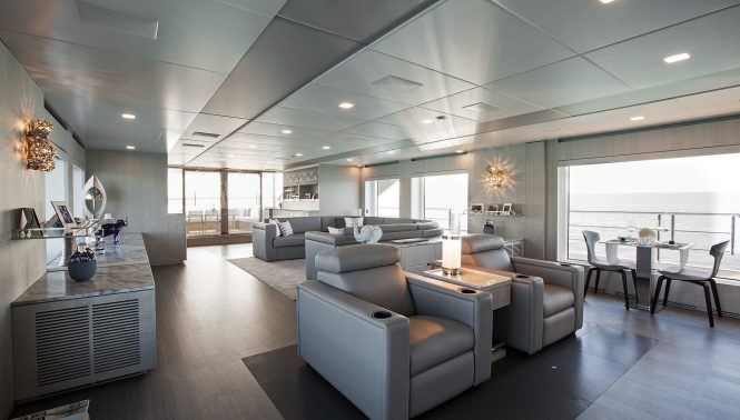 Elegant and modern saloon