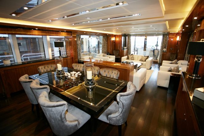 Elegant dining area and saloon