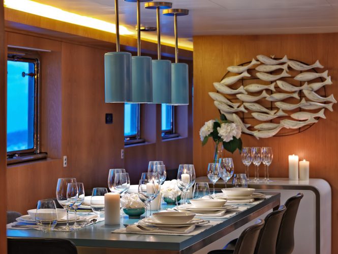 Elegant interior dining