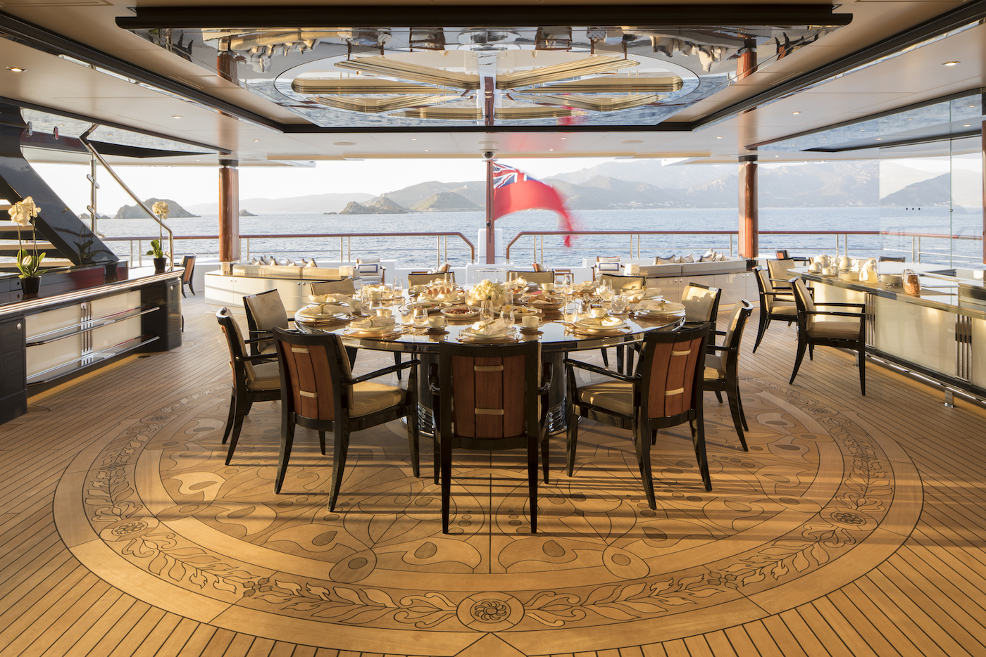 Bridge deck aft (© Imperial Yachts) — Yacht Charter & Superyacht News