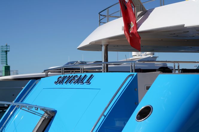 Detail of the transom - Photo © LuxWrap