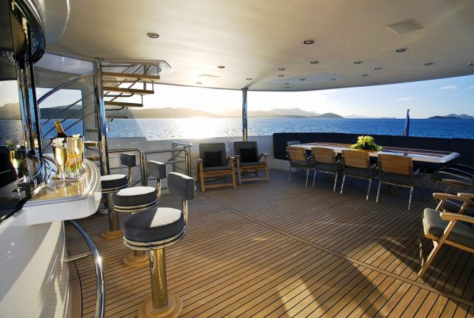 Exterior dining and socialising area