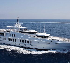 Christmas and New Year's Special: 14 days for the price of 10 with superyacht OCEANA in the Caribs