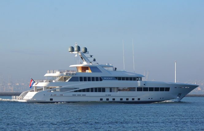 Superyacht ROCKIT