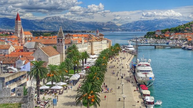 Beautiful Croatia to be discovered on superyacht charter