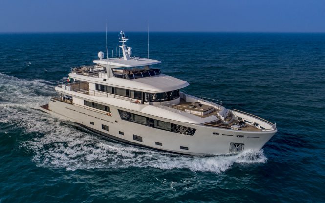 Luxury charter yacht MIMI LA SARDINE