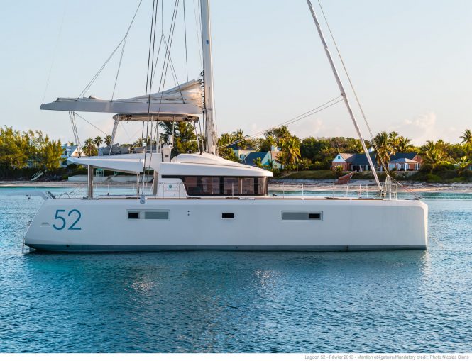 Catamaran yacht VALIUM 52