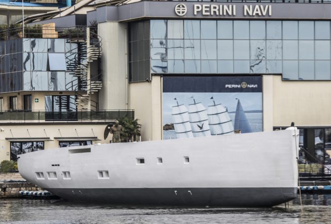 SY 42m E-volution GTS sailing yacht hull arrives at Perini Navi