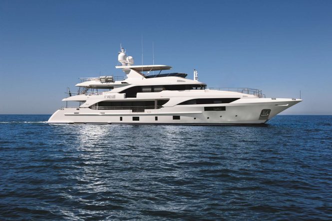 Benetti Supreme 132 - sistership to HAPPY ME