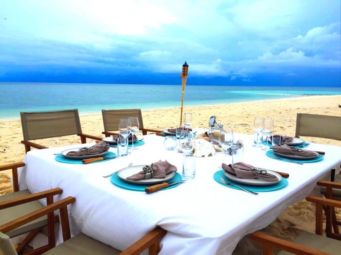 BELUGA alfresco dining on the beach