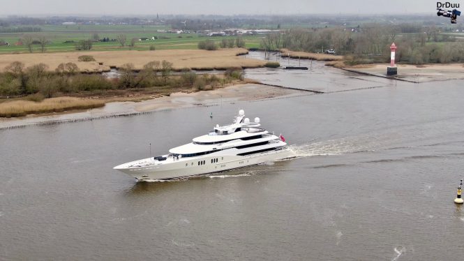 Eminence going home for servicing - Photo © DrDuu