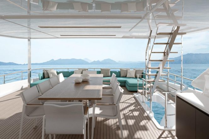 Upper deck alfresco dining