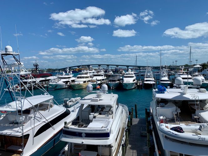 Bahamas charter yacht show - Photo @ Martha Lukasik