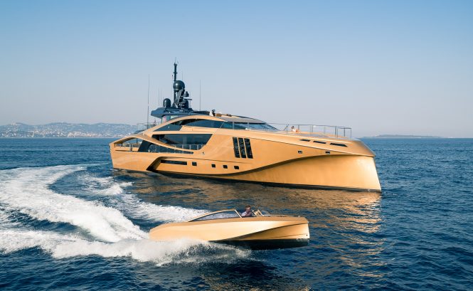 Sporty motor yacht Khalilah