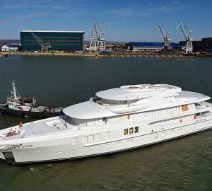 AMELS Hull 24206 hits the water and sets the delivery for autumn 2021