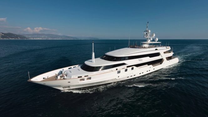 Explore Charter Yacht The Wellington The Season 5 Star On Below Deck Yacht Charter Superyacht News