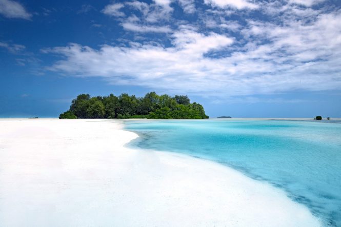 Palau beach Photo © tree m studio Palau 2019
