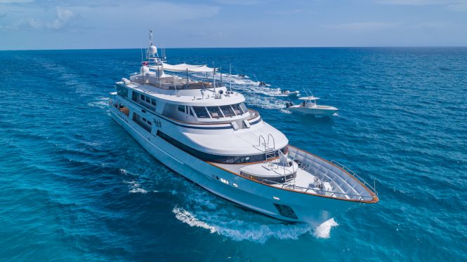 Luxury motor yacht LADY S available for charter