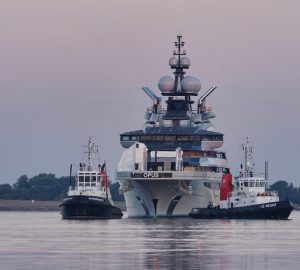 In video: Mega yacht Opus manoeuvred into floating dock