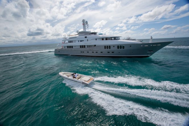 Charter yacht DREAM in French Polynesia