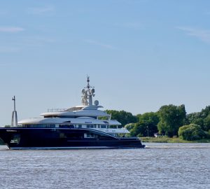 Superyacht HIGH POWER III arriving at Fassmer shipyard for a refit