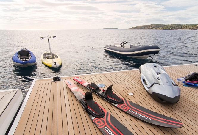 Great toys for endless fun on water