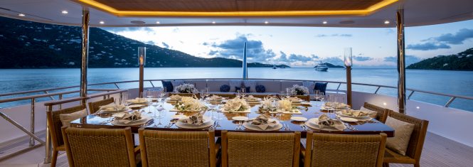 Alfresco dining set up