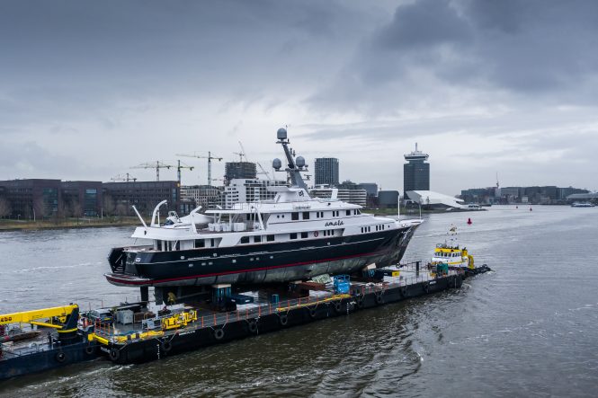 Classic yacht AMARA © Feadship