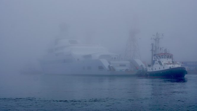 Yacht SOLARIS launched on a very foggy day - Photo DRDuu