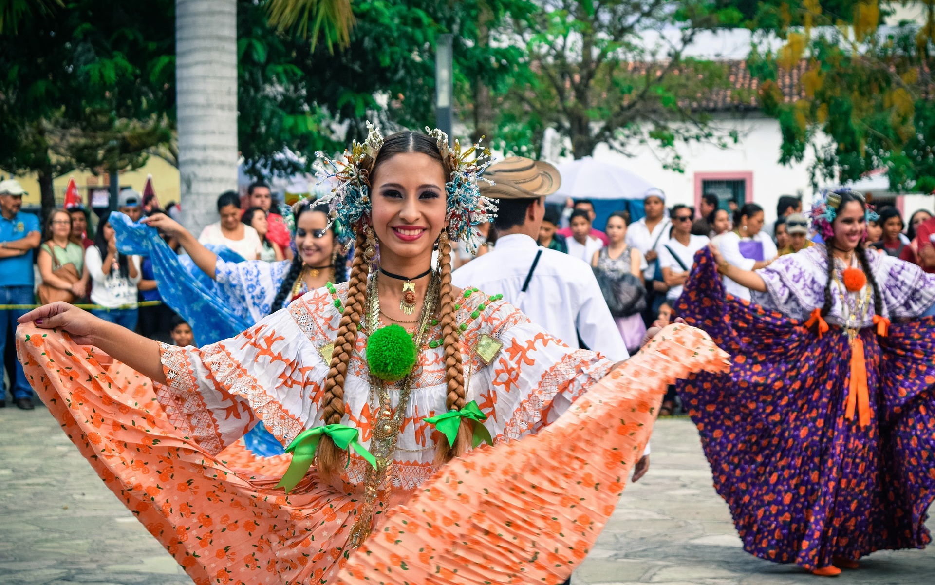 Dance and Culture in Costa Rica © prohispano