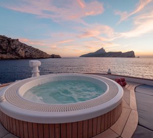 Luxury Yacht CHESELLA available for reduced charter rate in Croatia & Italy