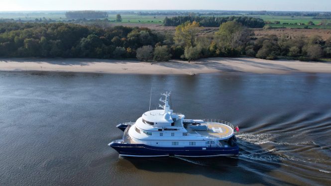 Aerial view of NURJA - Photo © DrDuu