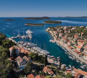40m charter yacht HAPPY ME offering discounted rate in Croatia, Eastern Mediterranean