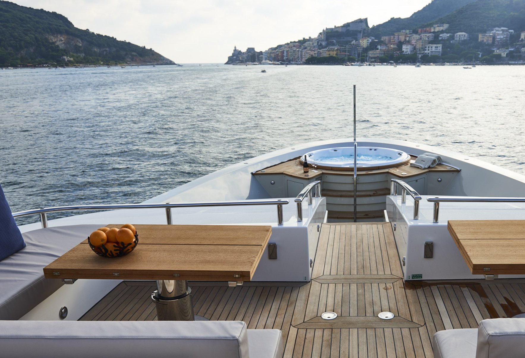Foredeck and Jacuzzi