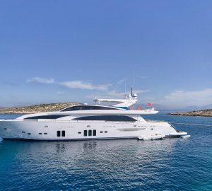 No worries on Greece luxury yacht charters aboard motor yacht HAKUNA MATATA